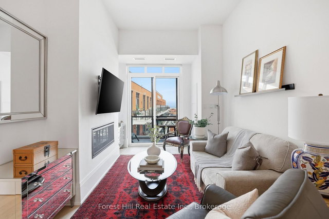 PH 601 - 1 Hume Street