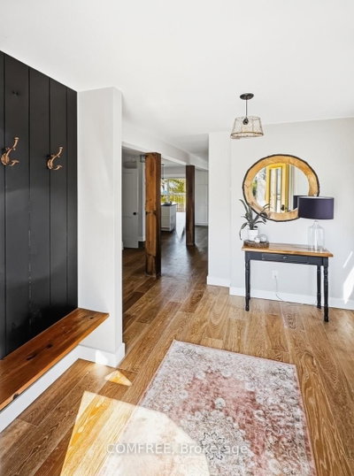 70 Gunn Street • Barrie, ON photo 2