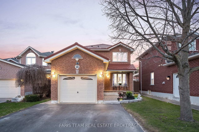 14 Nightingale Crescent