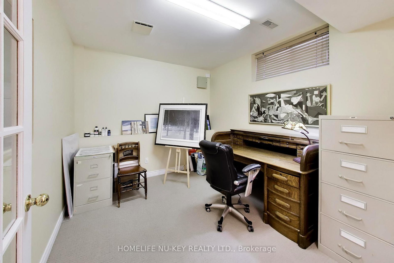 38 CASTLE Drive • Barrie, ON photo 29