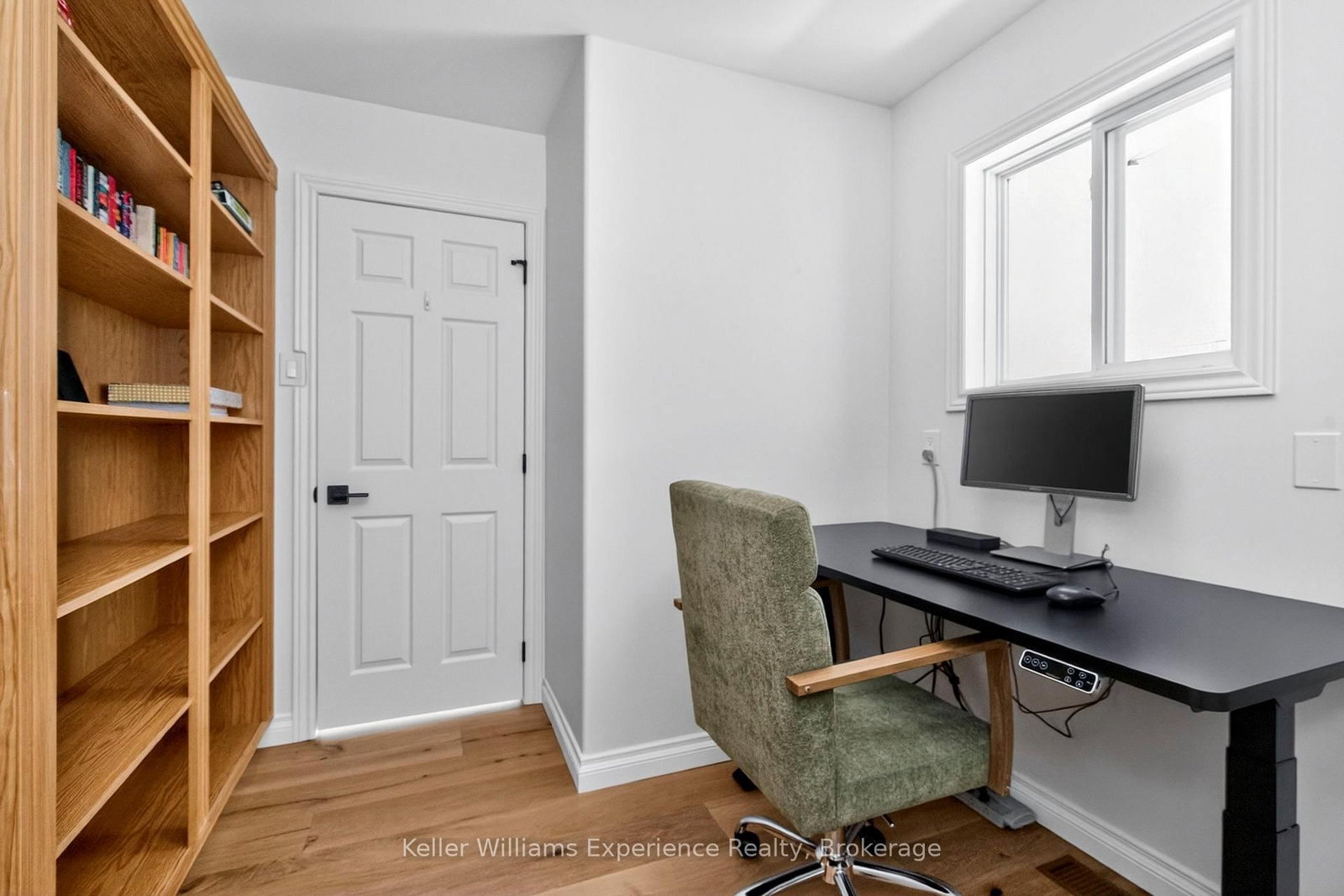 75 Hoyt Avenue • Tay, ON photo 10