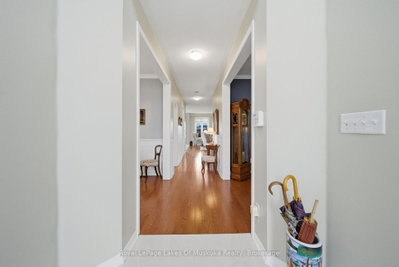 76 Succession Crescent — photo 3