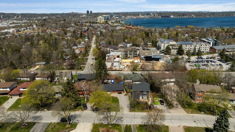 16 Murray St, Barrie, L4N 2X2 | Image 2
