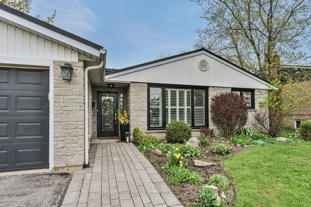 207 Yeates Avenue