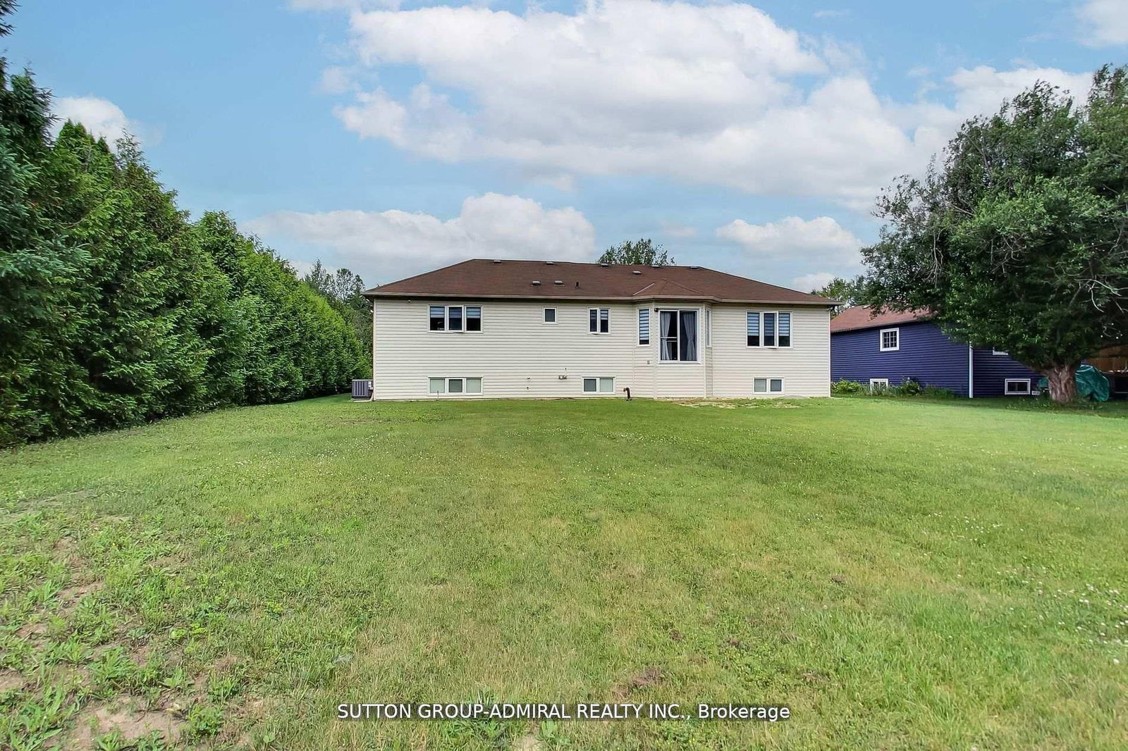 11 Club Court • Wasaga Beach, ON photo 28