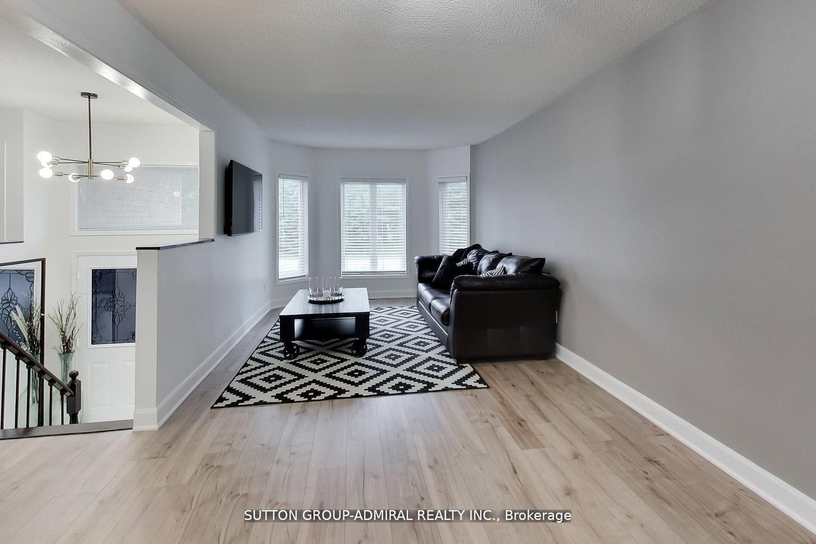 11 Club Court • Wasaga Beach, ON photo 6