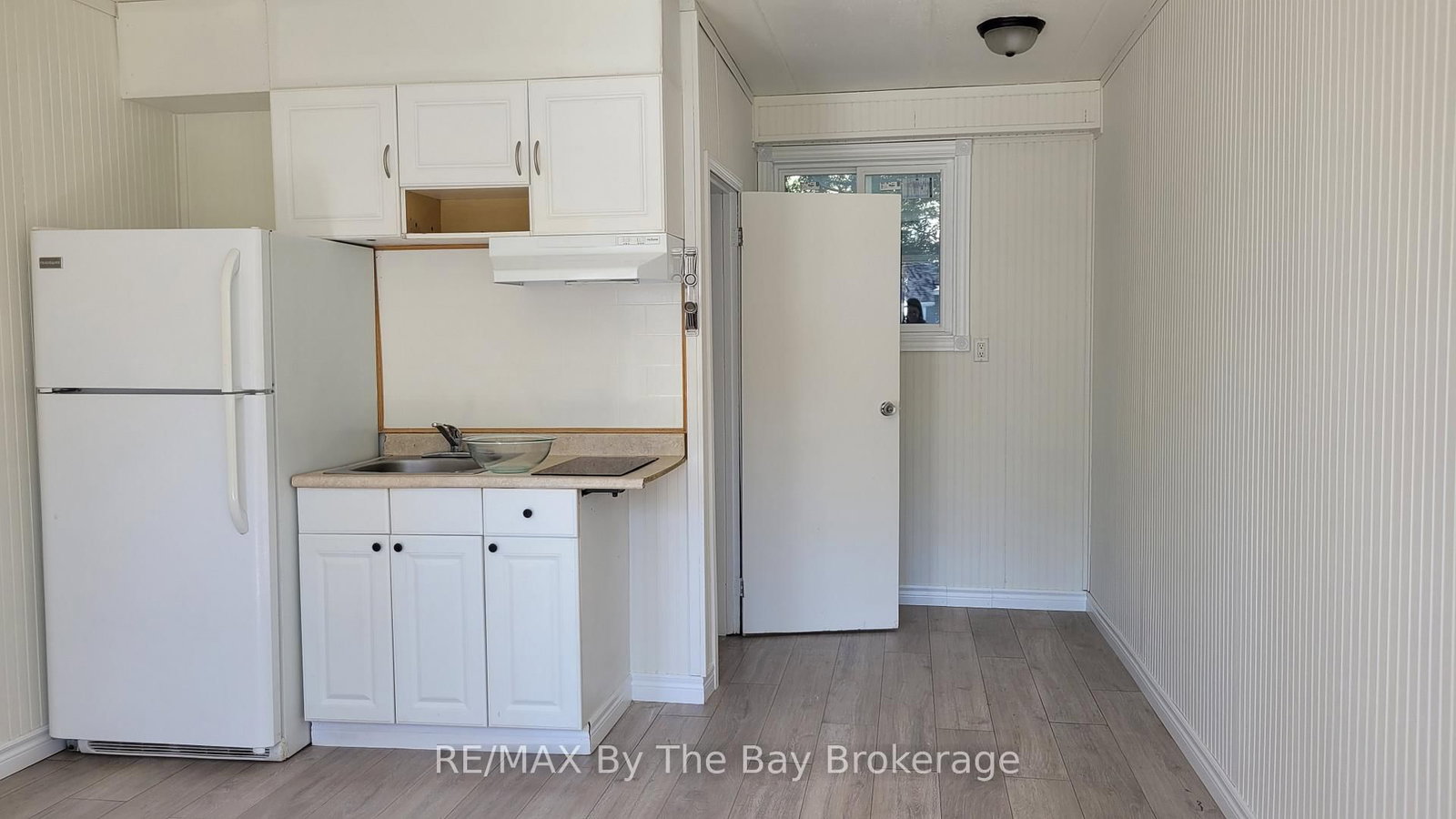 280 River Road E, Unit A07 - Photo 5