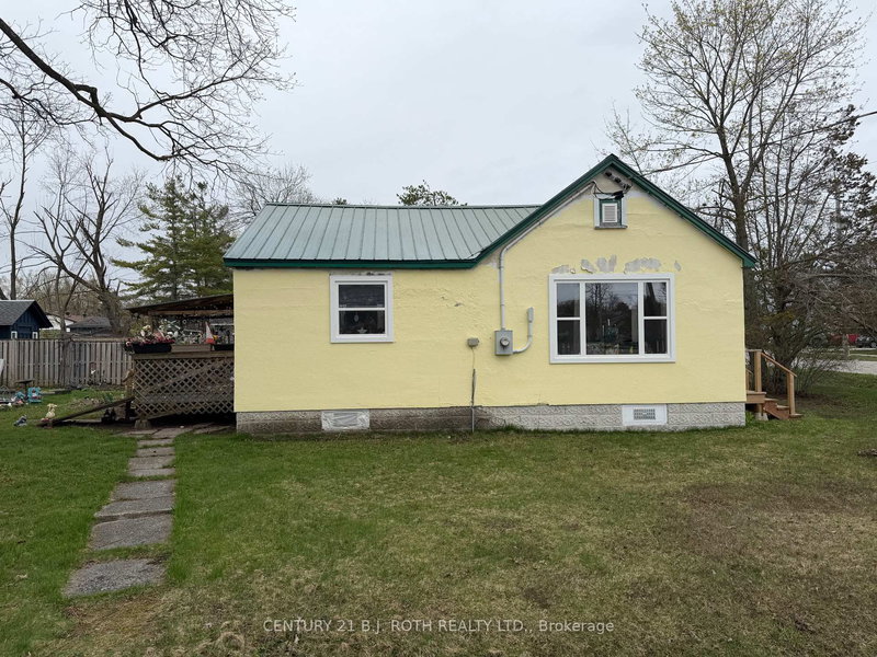 home for sale on 385 Mary Street