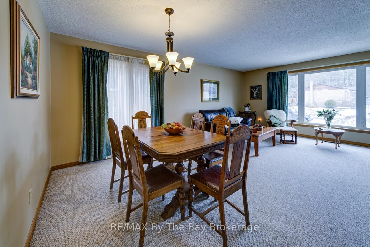 229 E Datas Drive • Clearview, ON photo 13
