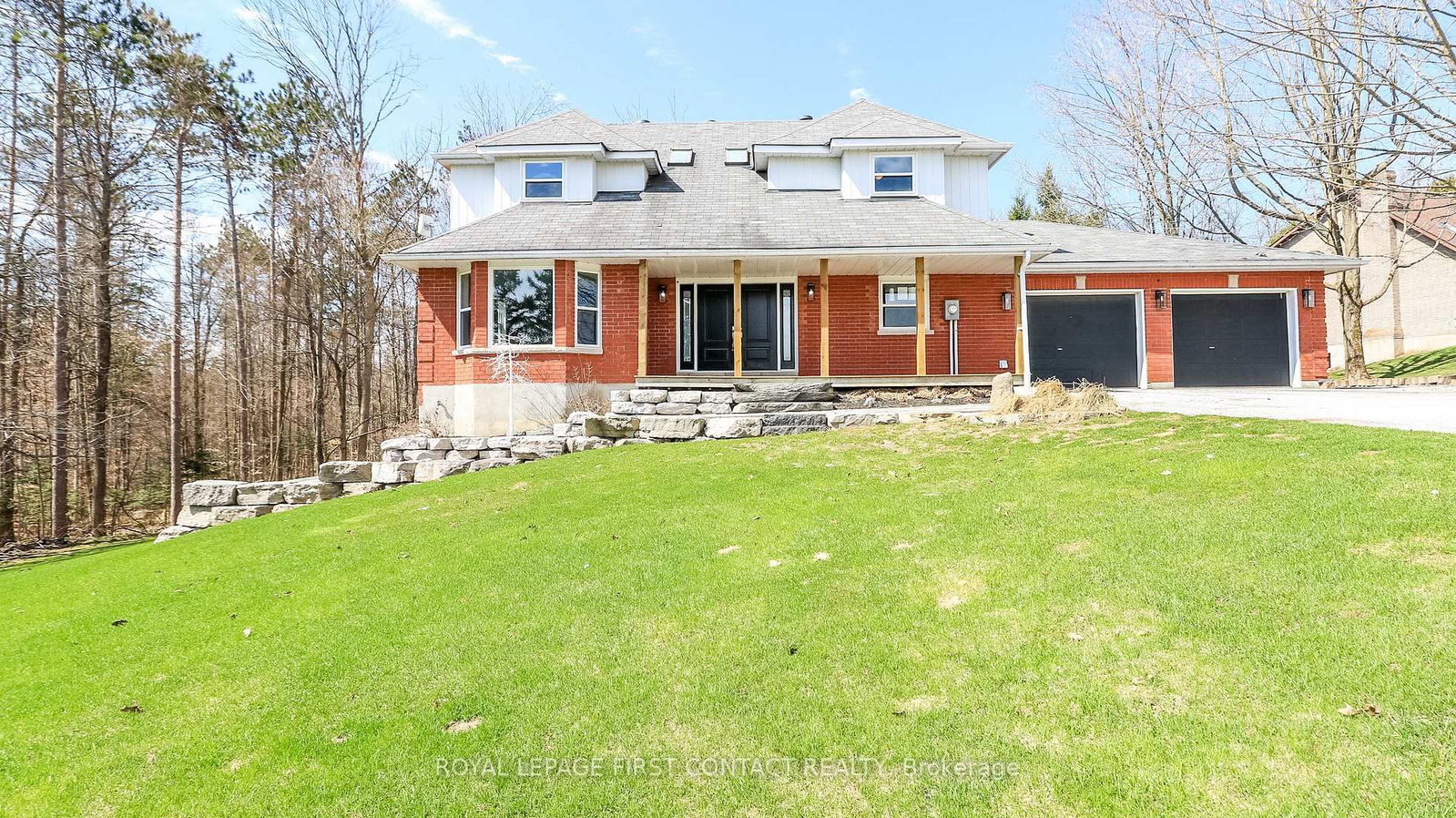 602 Scarlett Line • Springwater, ON photo 3