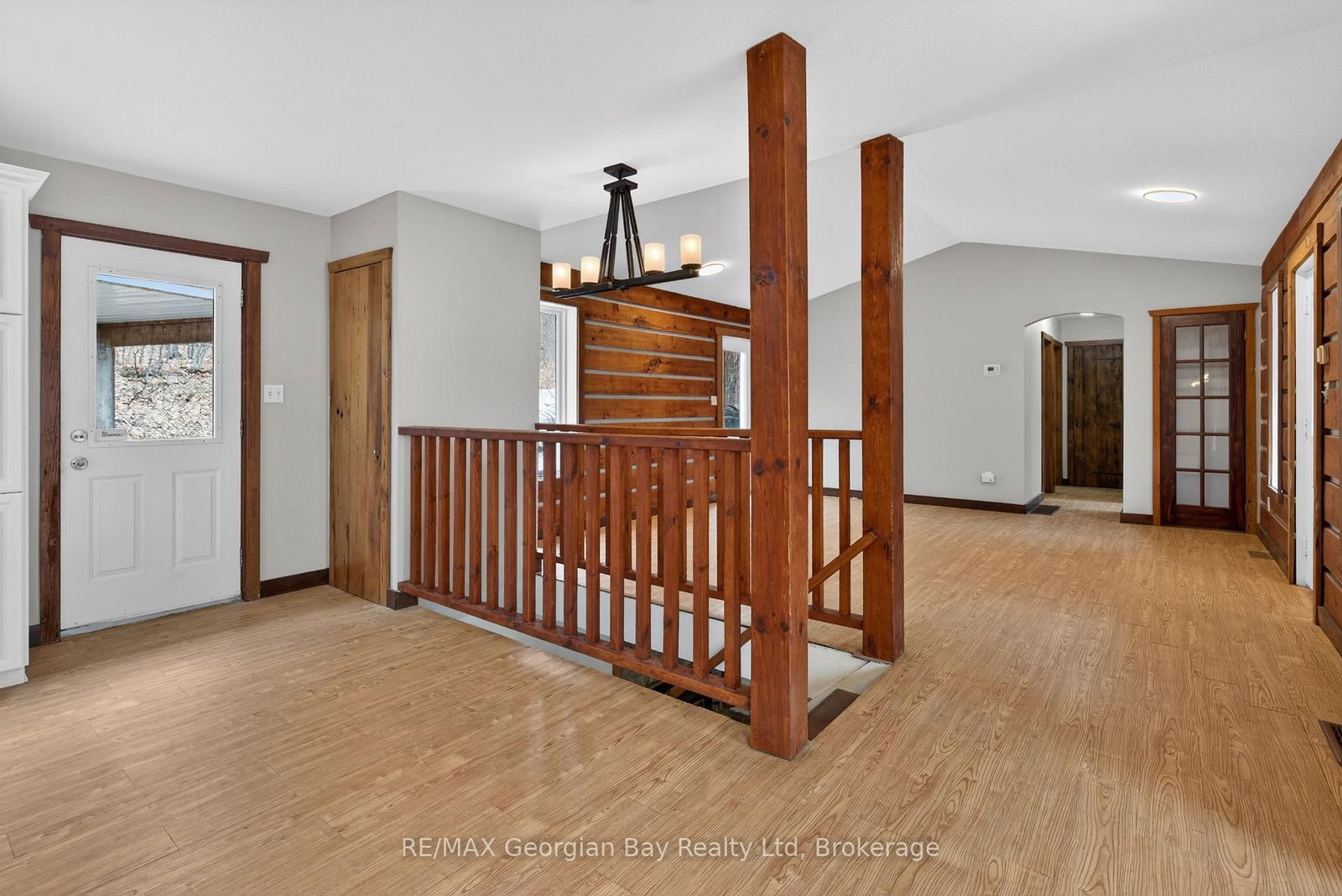 90 Farlain Lake Road W • Tiny, ON photo 17