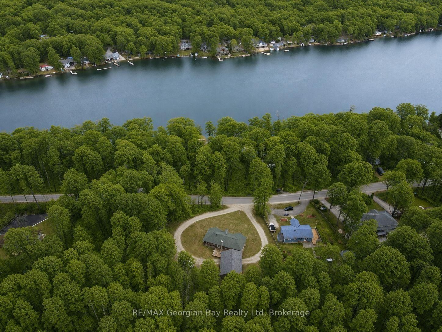 90 Farlain Lake Road W • Tiny, ON photo 33