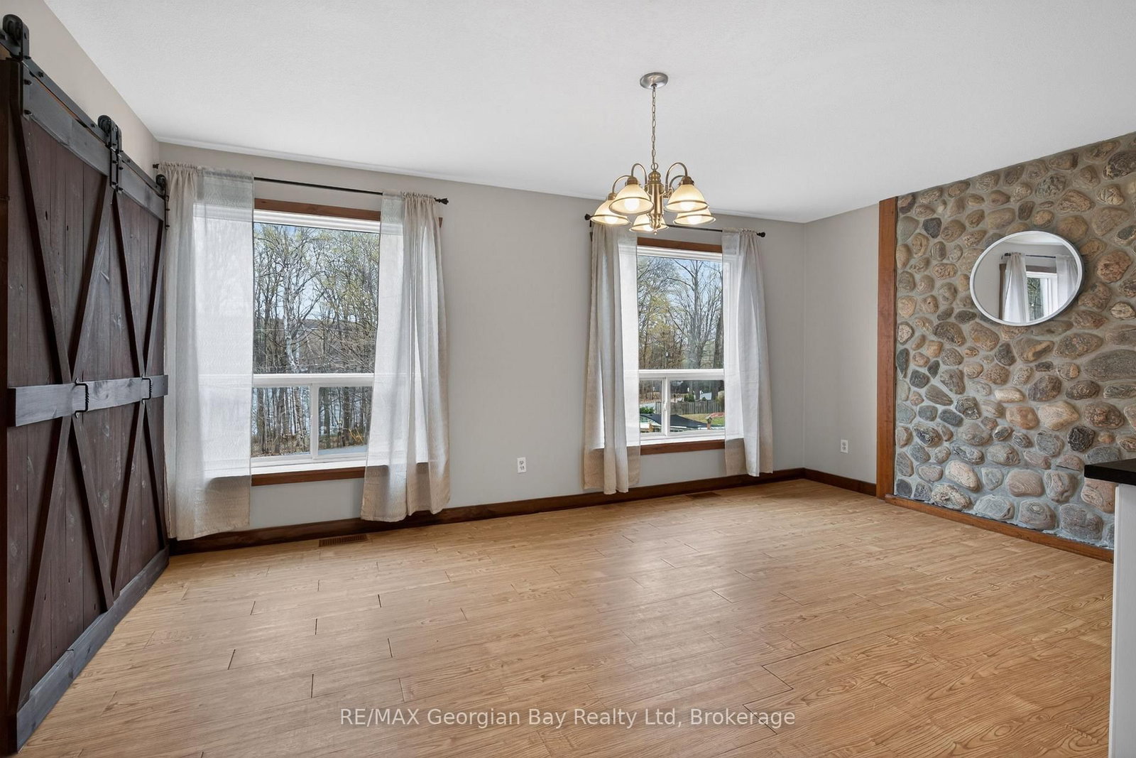 90 Farlain Lake Road W • Tiny, ON photo 6