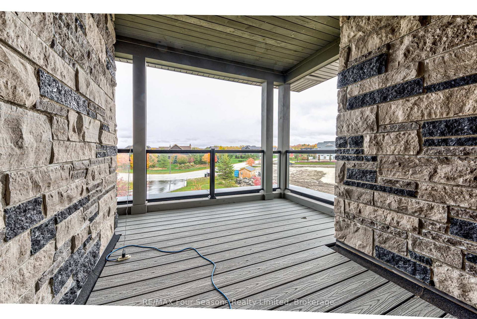 9 Windrose Valley Boulevard • Clearview, ON photo 33
