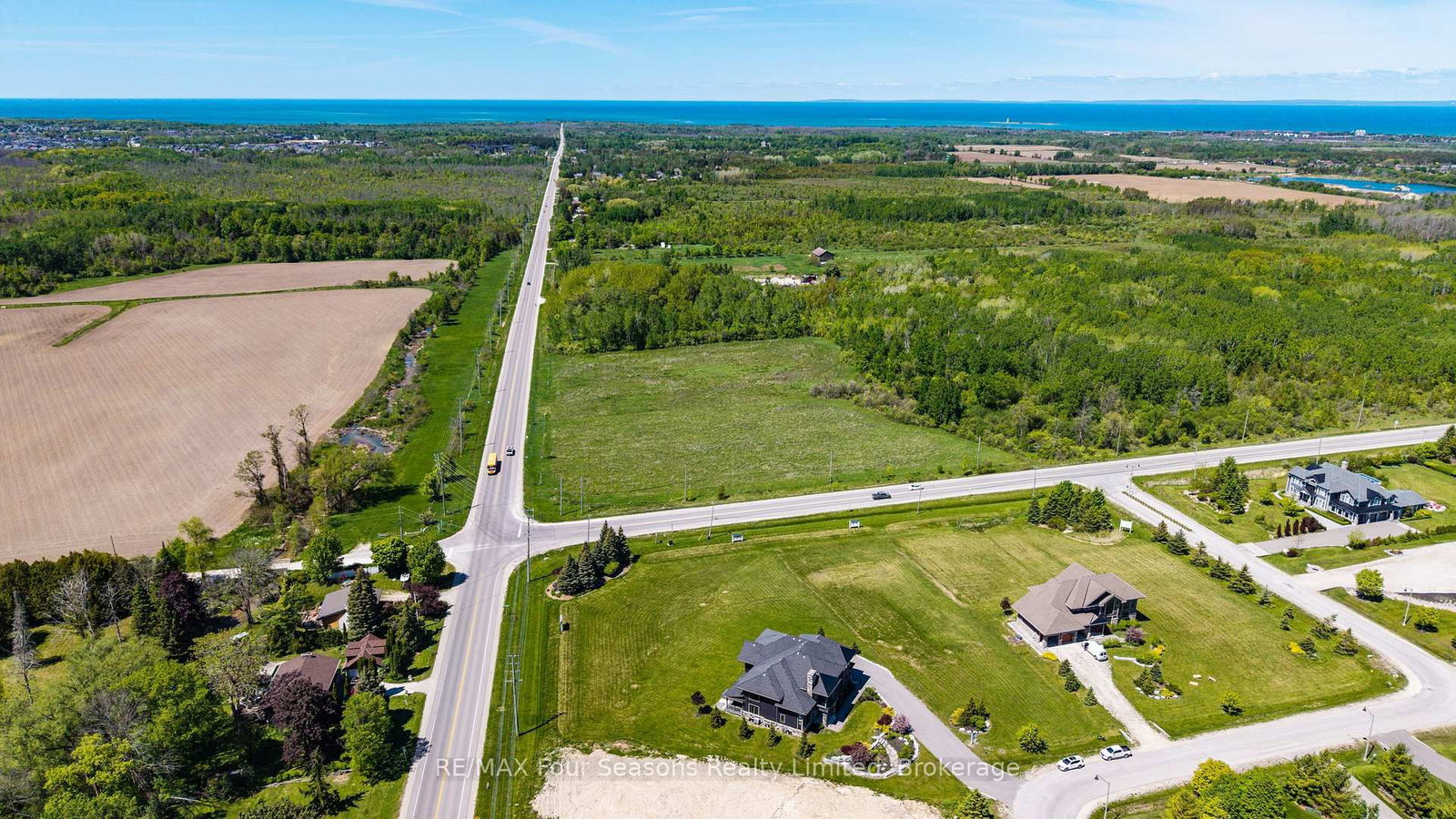9 Windrose Valley Boulevard • Clearview, ON photo 49
