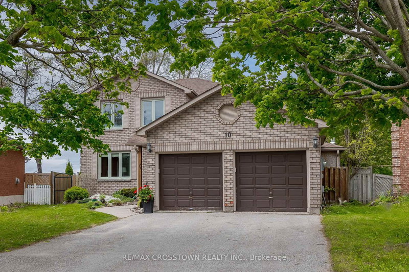 10 Nugent Crt, Barrie, Ontario
