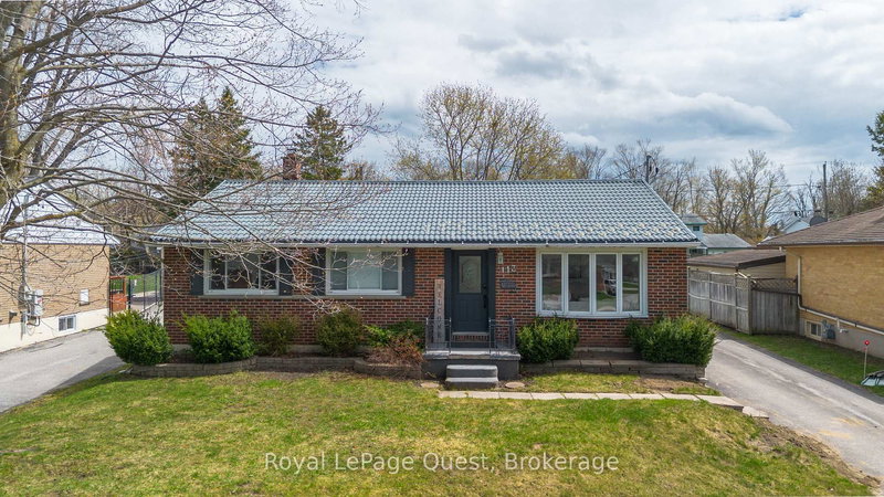 home for sale on 113 North Street N