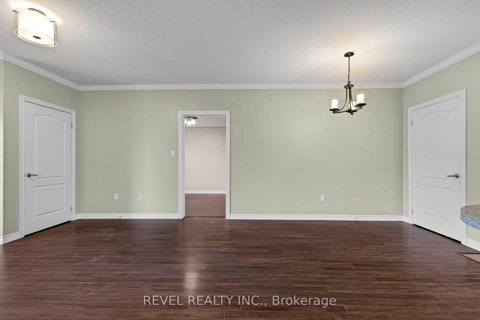 39 Ferndale Drive S • #106 • Barrie, ON photo 12