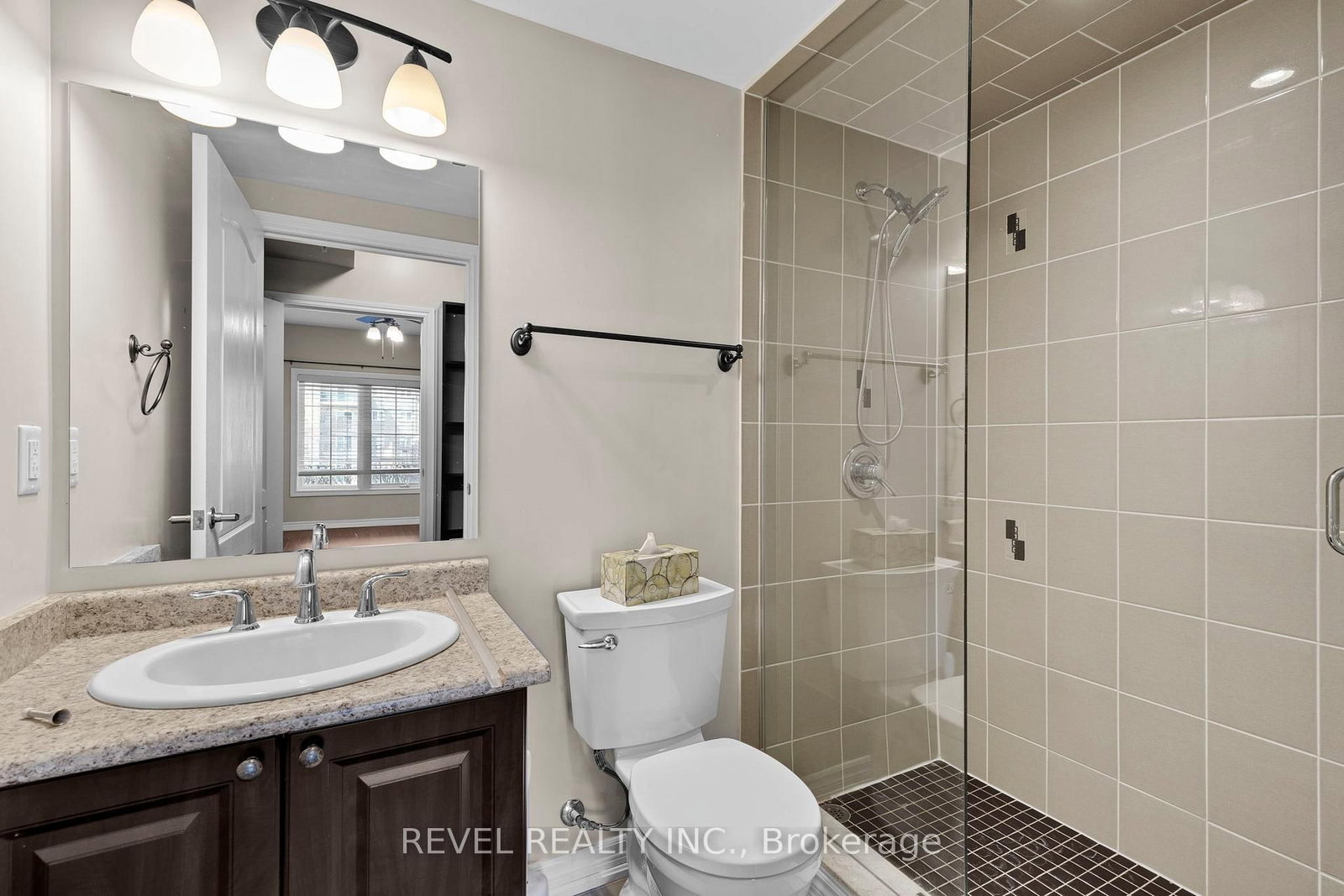 39 Ferndale Drive S • #106 • Barrie, ON photo 16