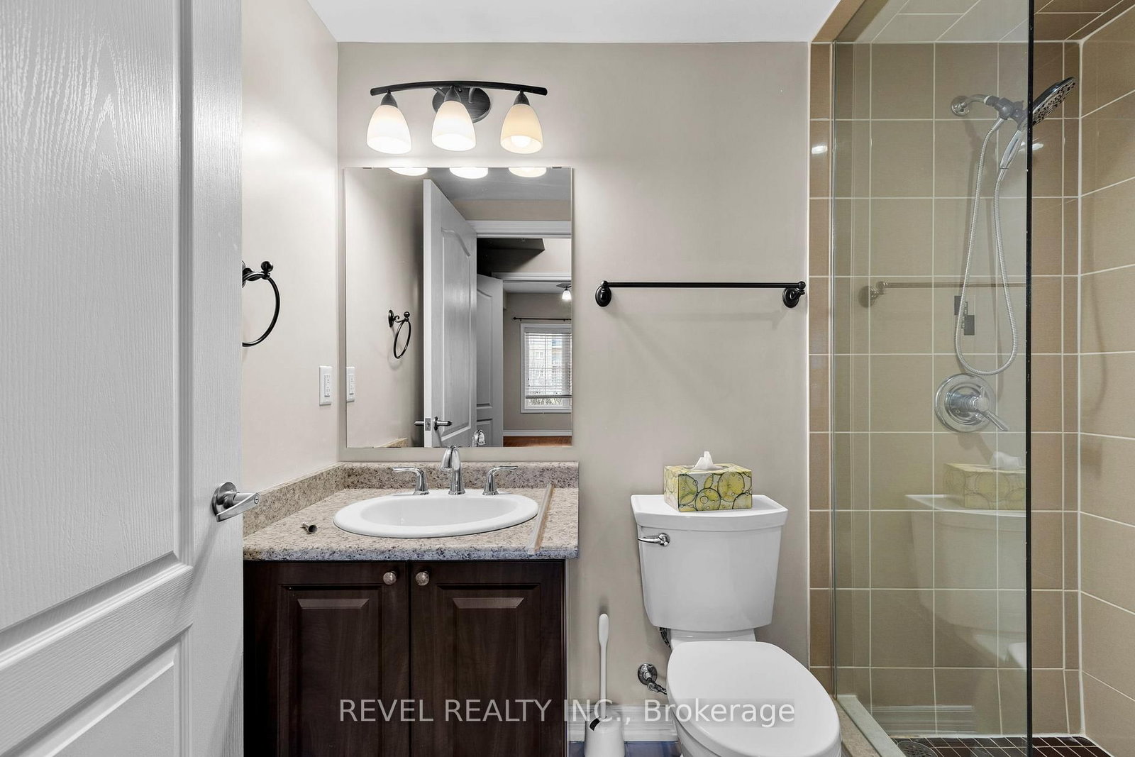 39 Ferndale Drive S • #106 • Barrie, ON photo 17