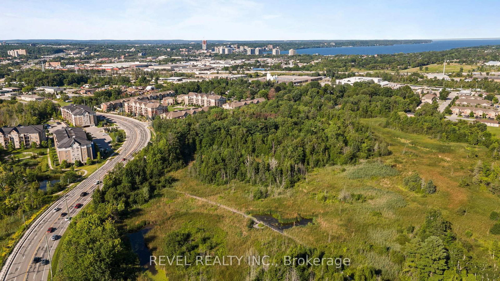 39 Ferndale Drive S • #106 • Barrie, ON photo 25