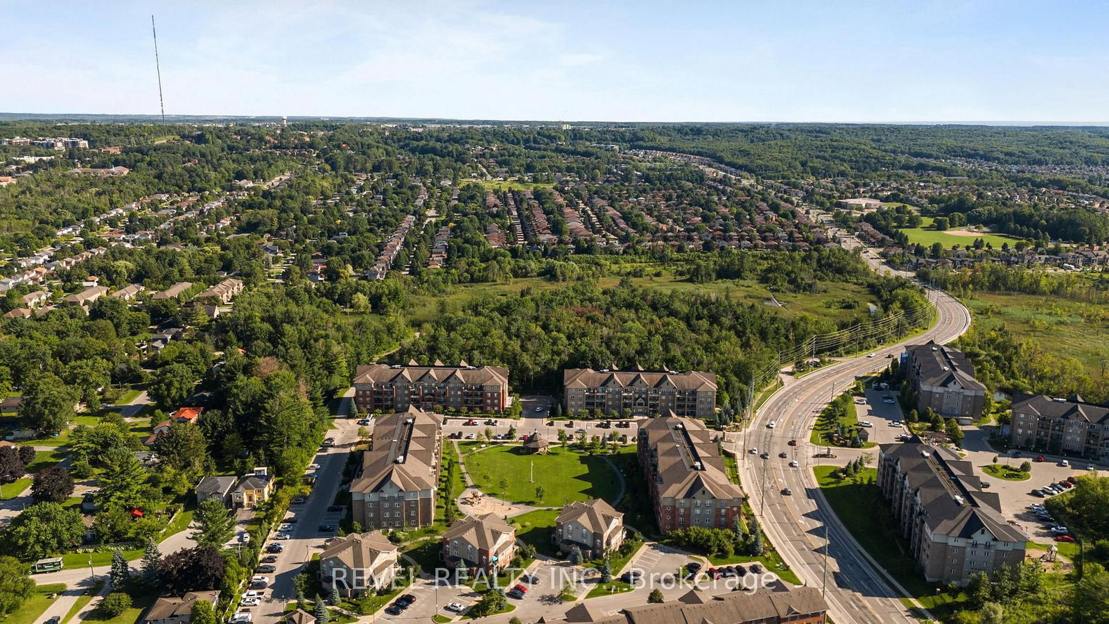 39 Ferndale Drive S • #106 • Barrie, ON photo 29