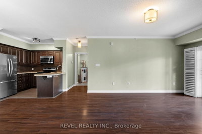 39 Ferndale Drive S • #106 • Barrie, ON photo 8