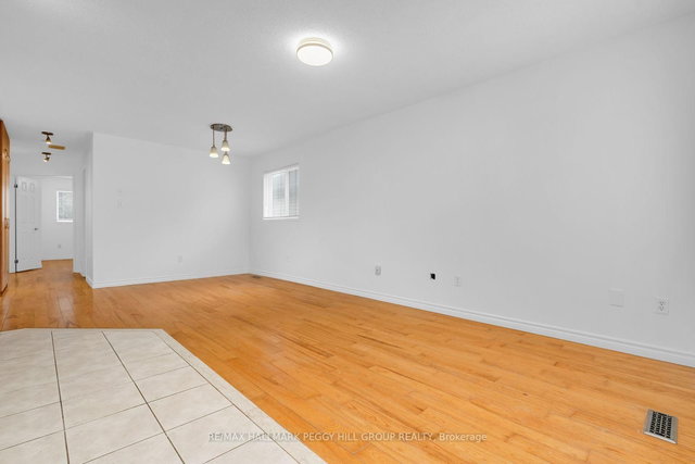 Upper - 69 Moir Crescent