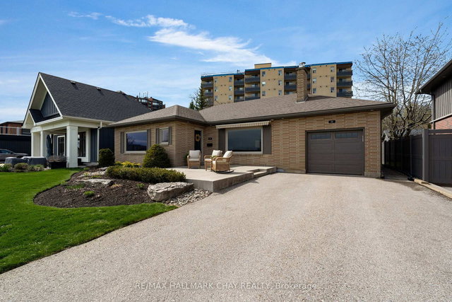 68 Kempenfelt Drive