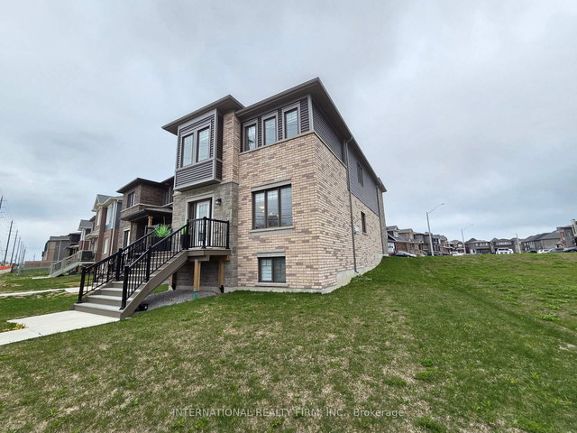 23 Harvest Crescent
