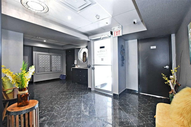 303 - 39 Ferndale Drive S