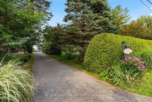 19 Georgian Manor Drive