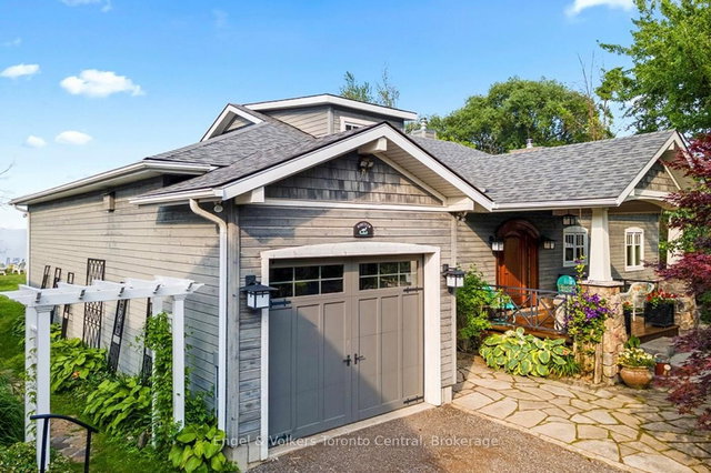 19 Georgian Manor Drive