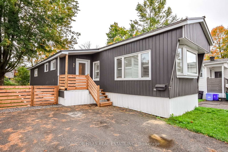 home for sale on 98-580 West Street S