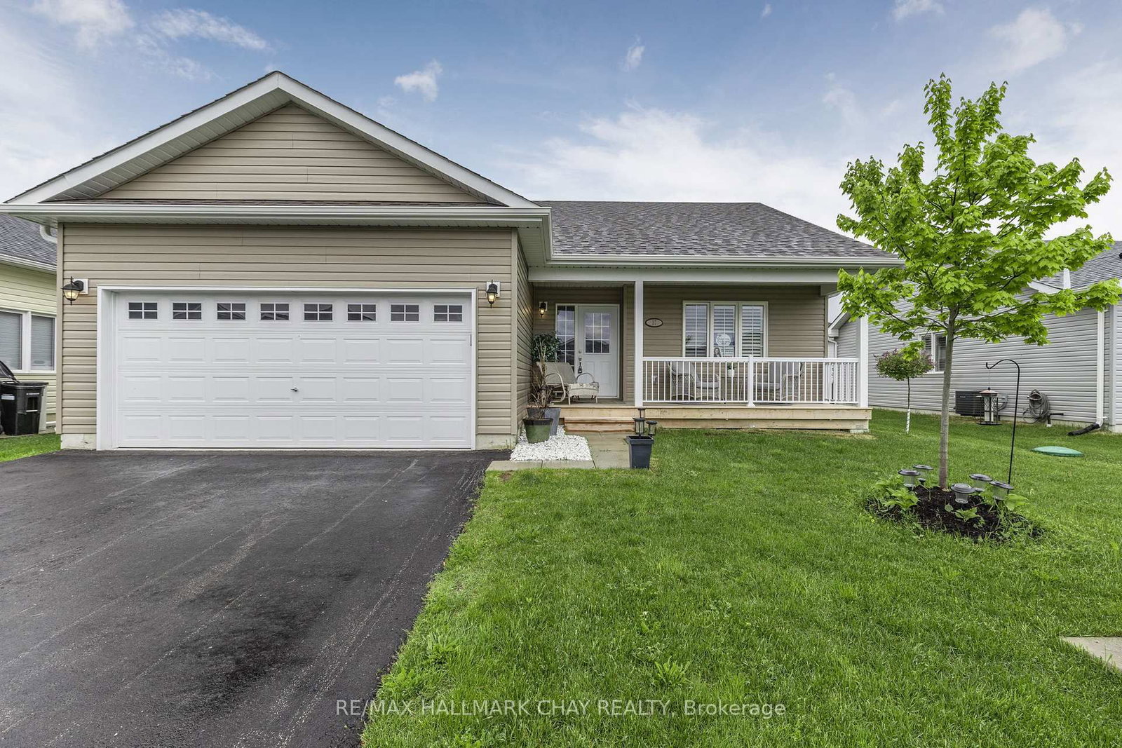 Detached House for sale at 17 Sophie Lane, Ramara, Ontario, L3V 8J9 - Atherley - MLS: S13111850