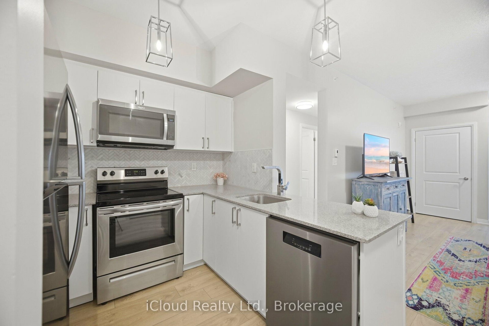 295 Cundles Road E, Unit 208 - Photo 14