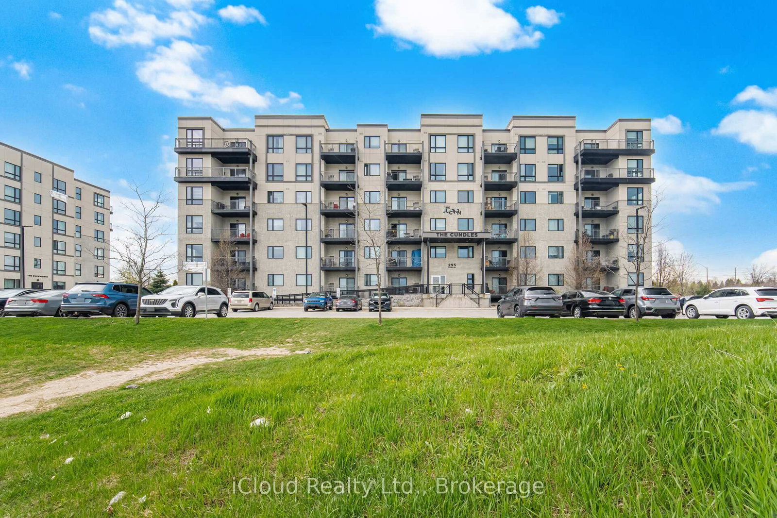 295 Cundles Road E, Unit 208 - Photo 5