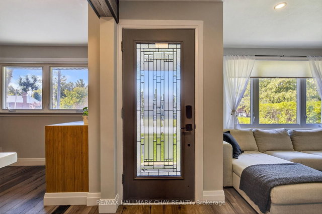 64 Marion Crescent