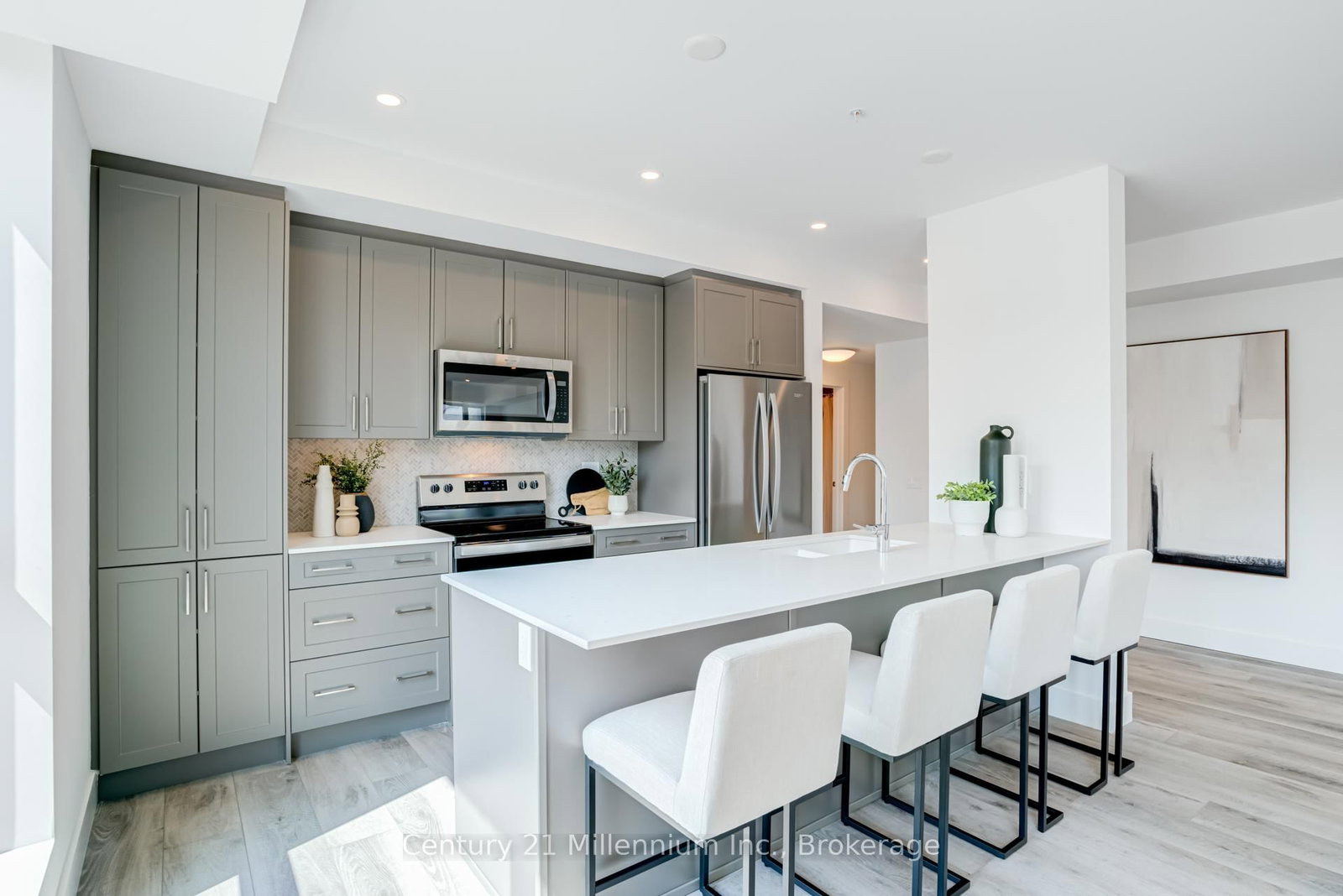 4 KIMBERLY Lane • #310 • Collingwood, ON photo 2
