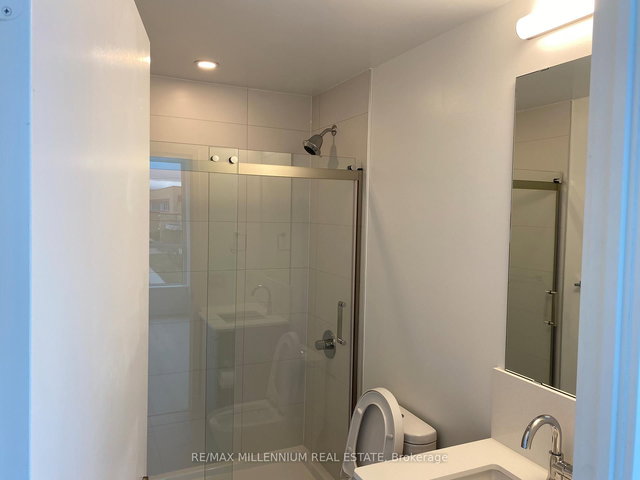 205 - 681 Yonge Street