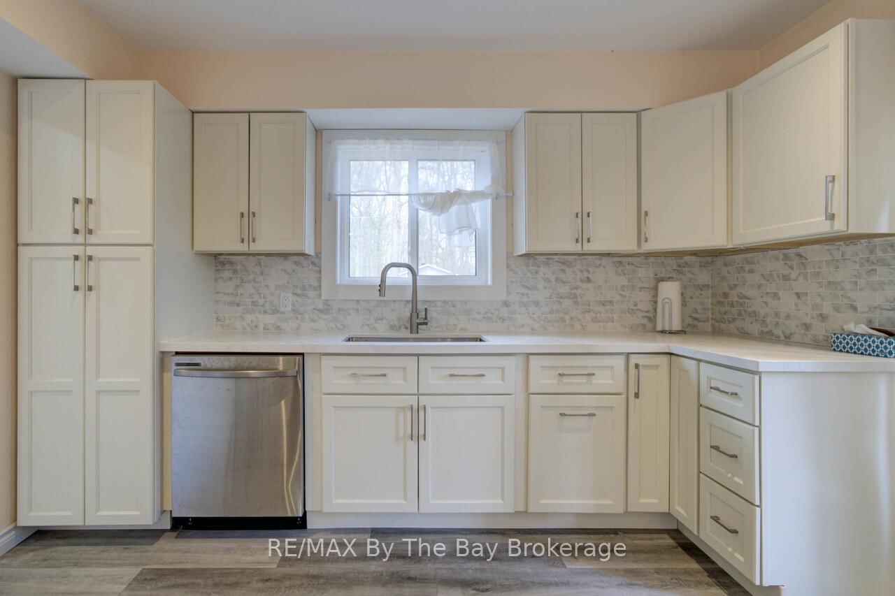 646 Oxbow Park Drive - Photo 7