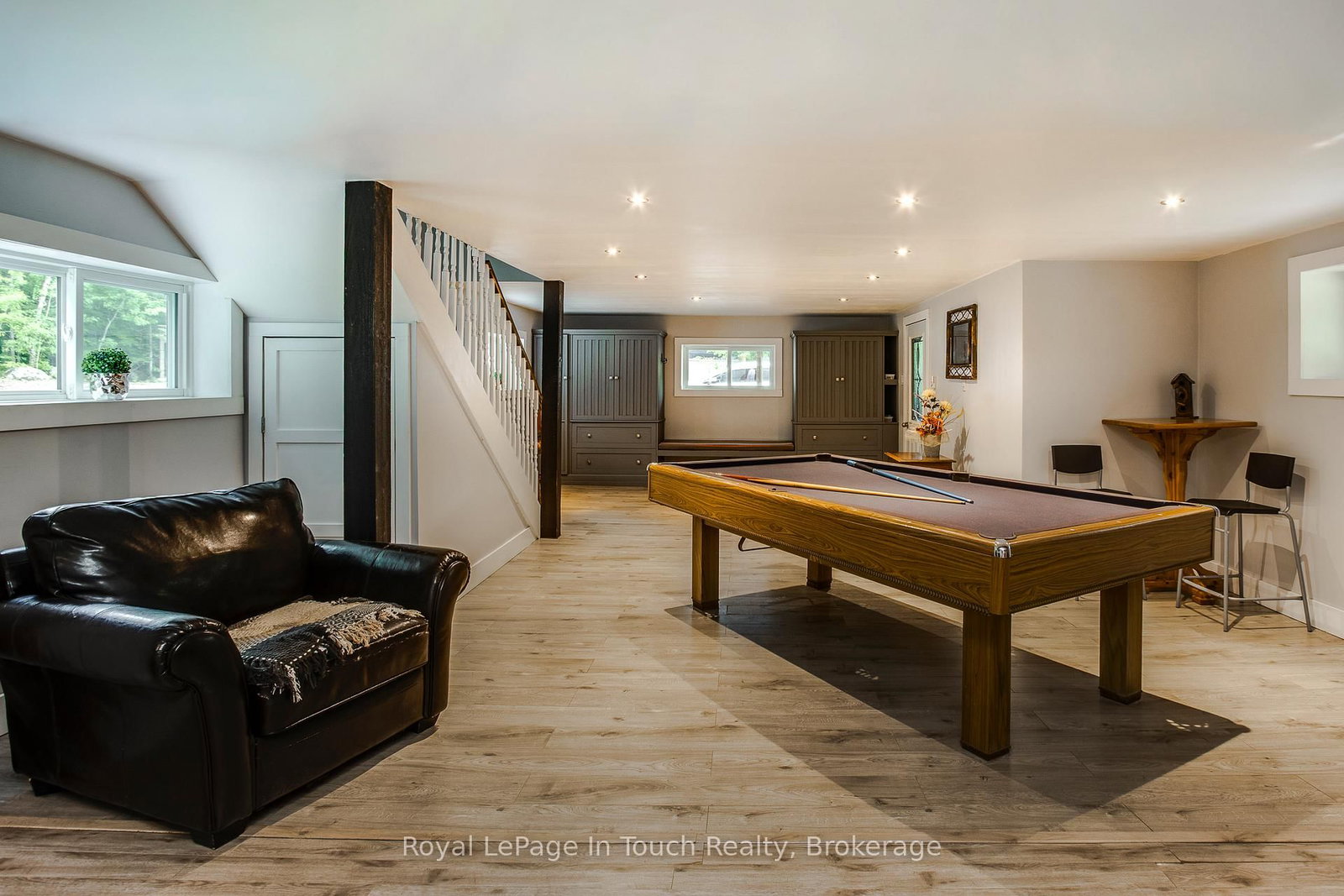 36 Meadows Avenue • Tay, ON photo 12