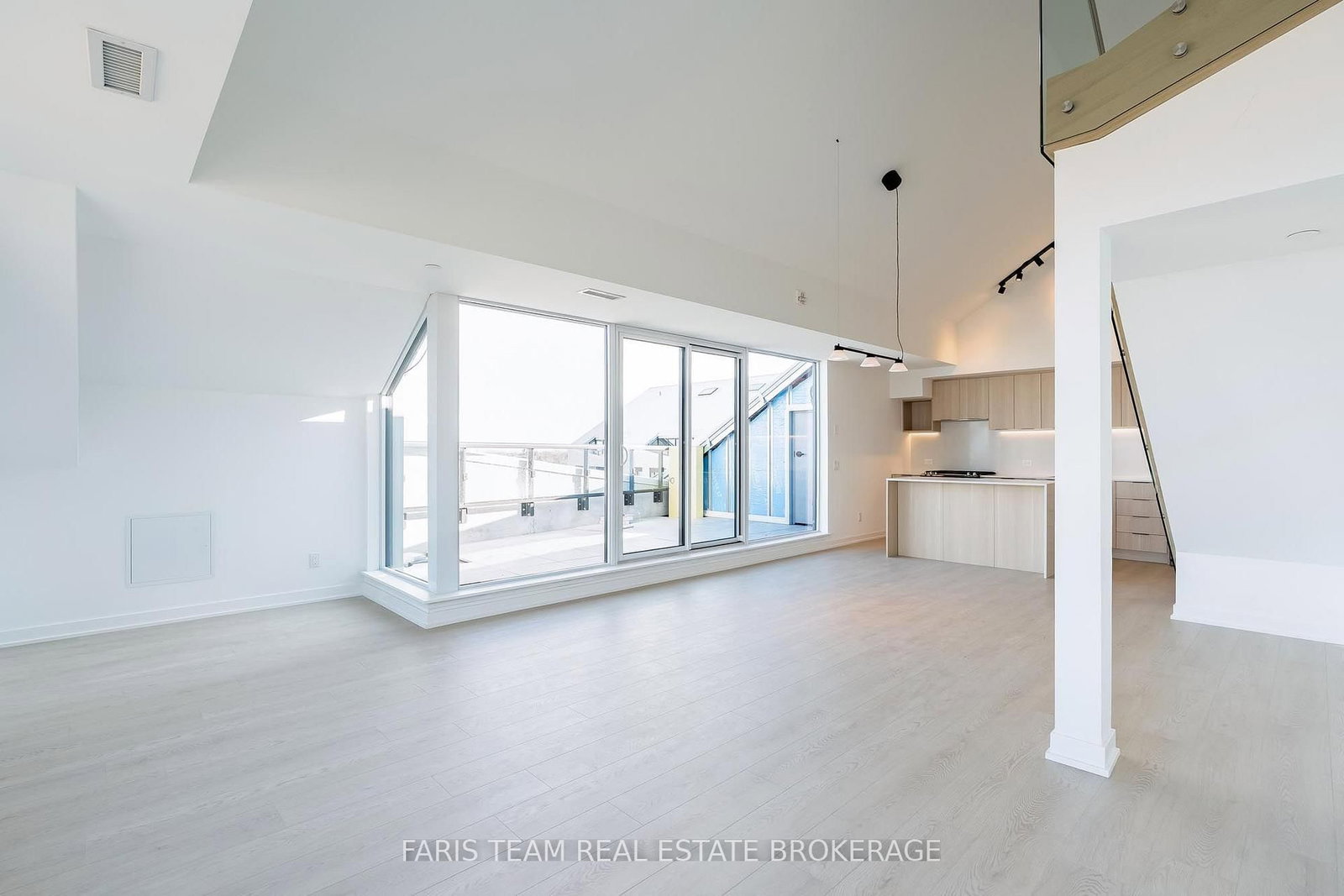 31 Huron Street • #621 • Collingwood, ON photo 18