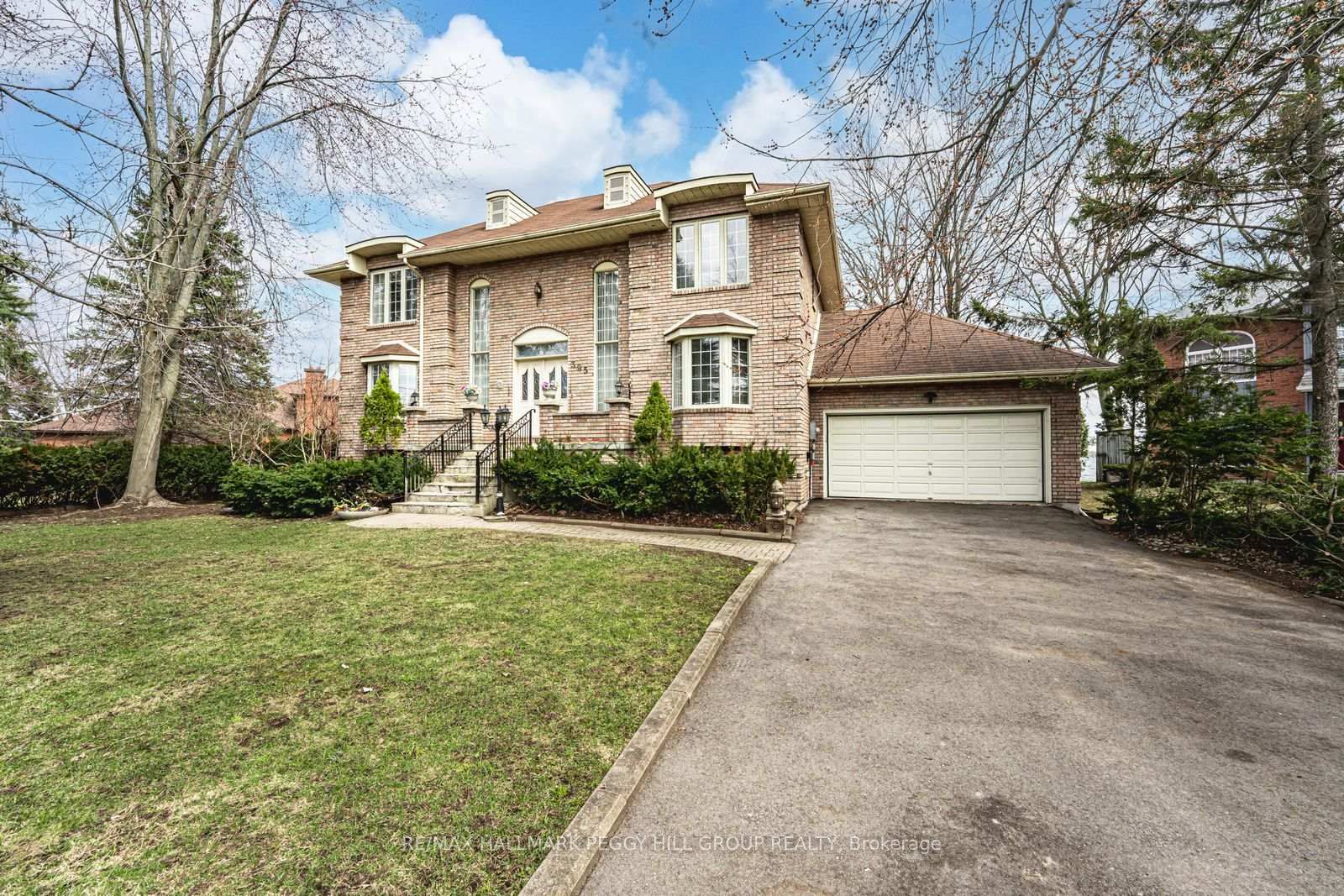 395 Collins Drive - Photo 3