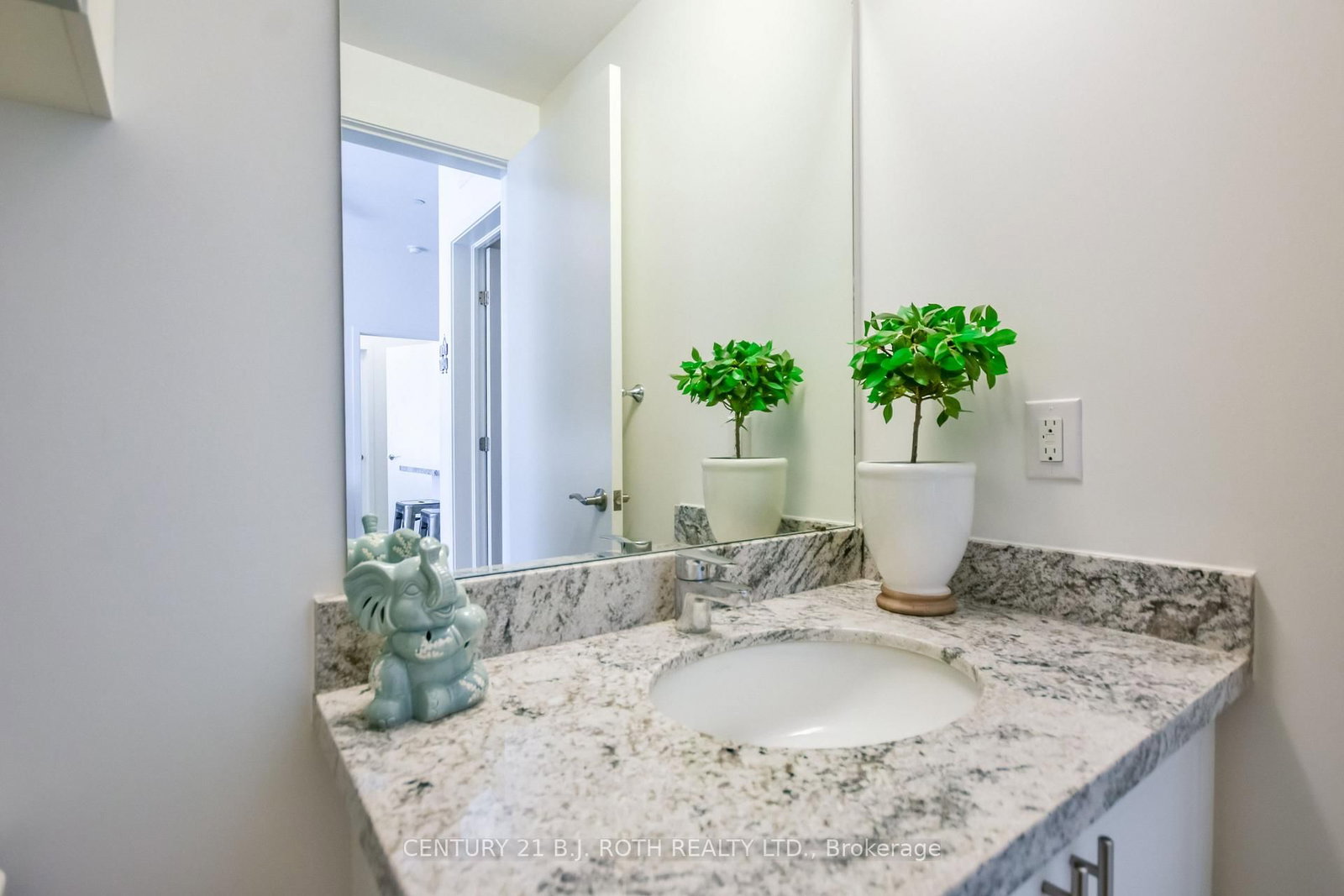 40 Horseshoe Boulevard, Unit 107 - Photo 21