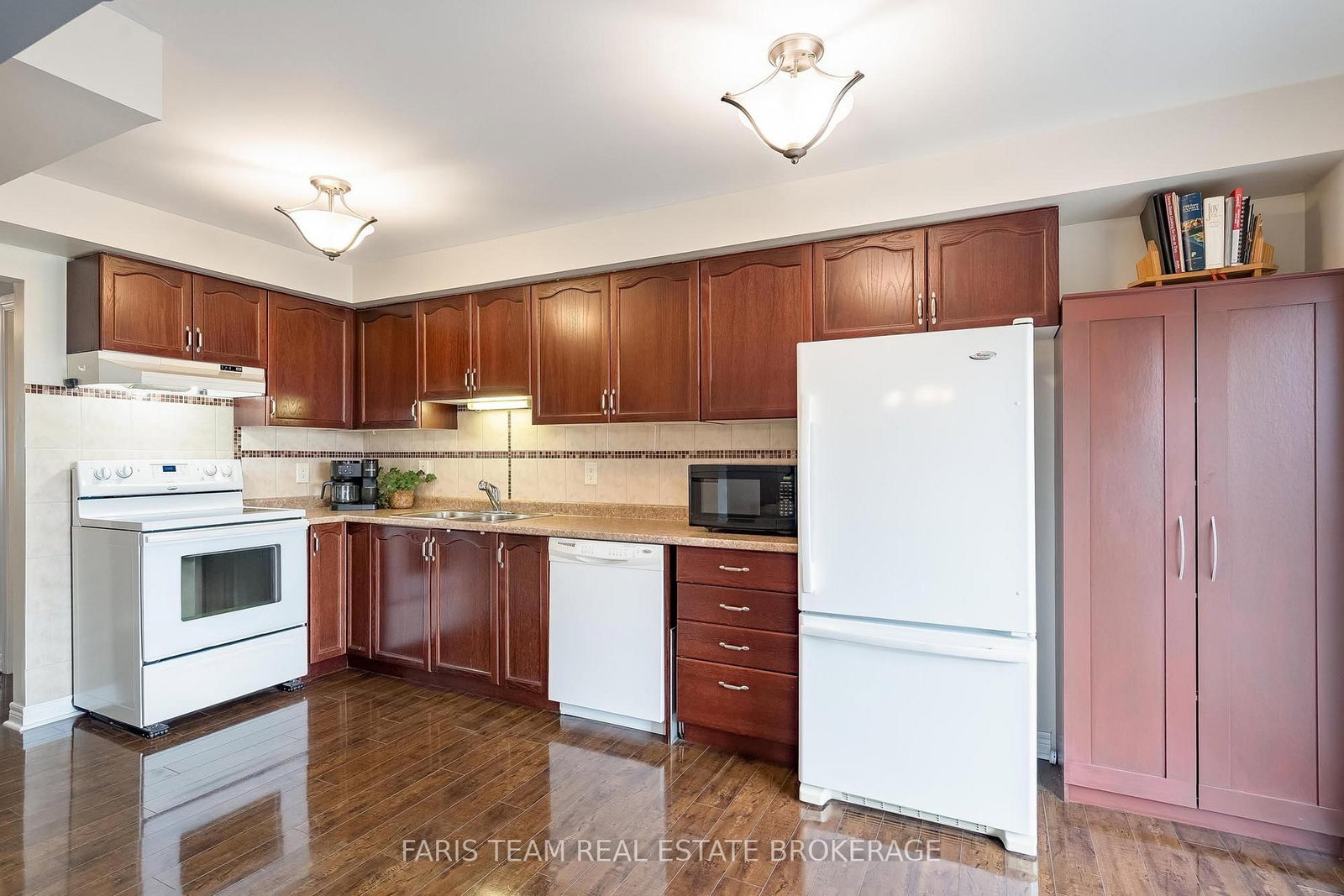 128 Holgate Street - Photo 7