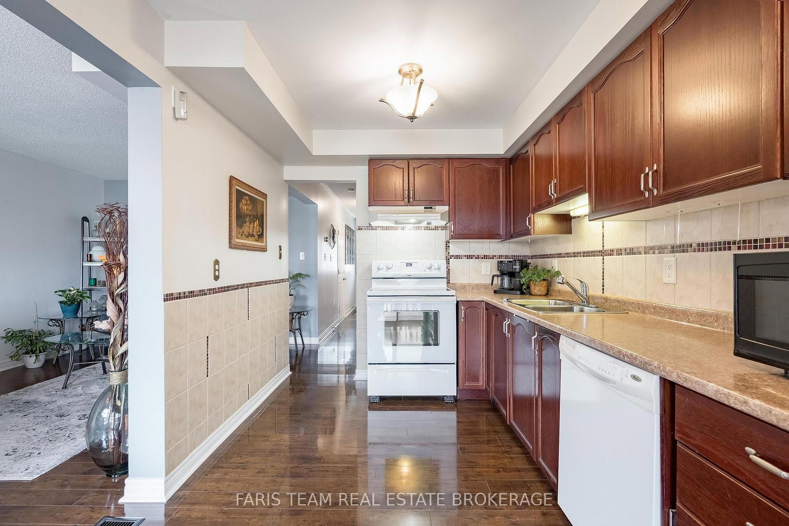128 Holgate Street - Photo 8