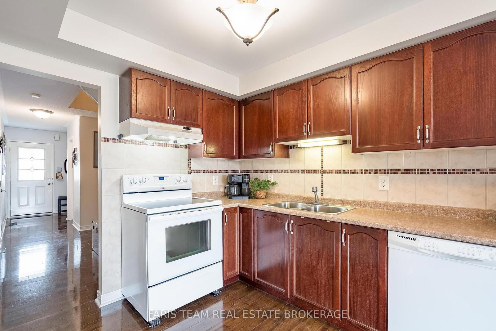 128 Holgate Street - Photo 9