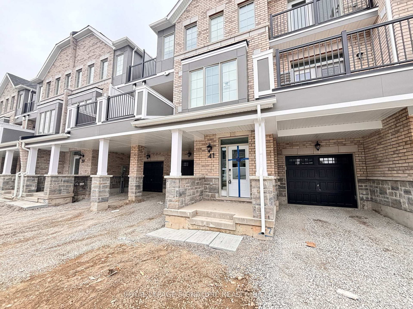 41 Pearen Lane - Photo 2