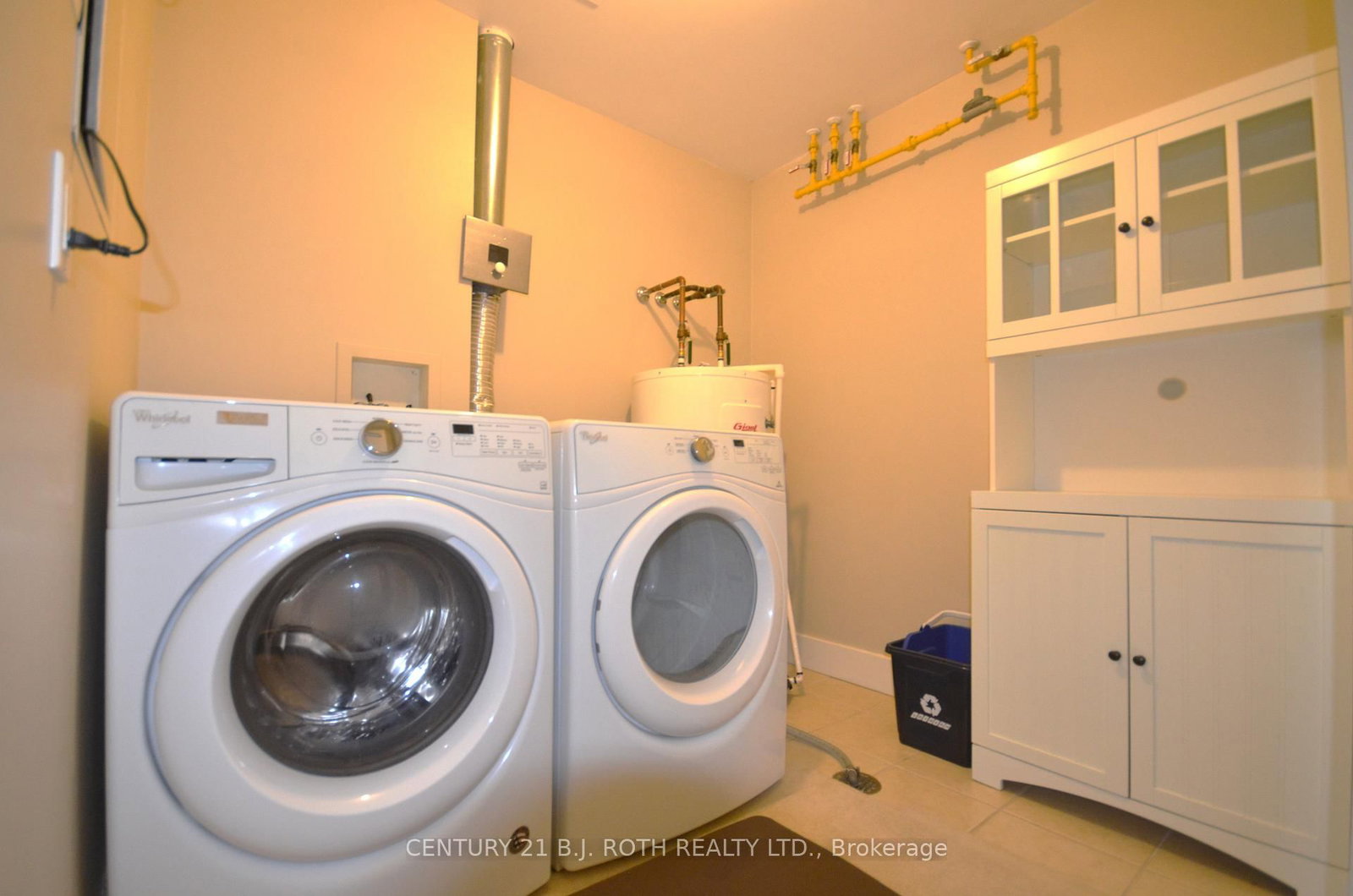 140 Cedar Island Road, Unit 311 - Photo 17